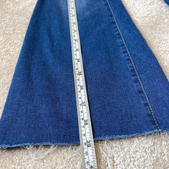 2/$20 โข BIN#21 - Fashion Nova Flare Jeans size 1 - Picture 6 of 6